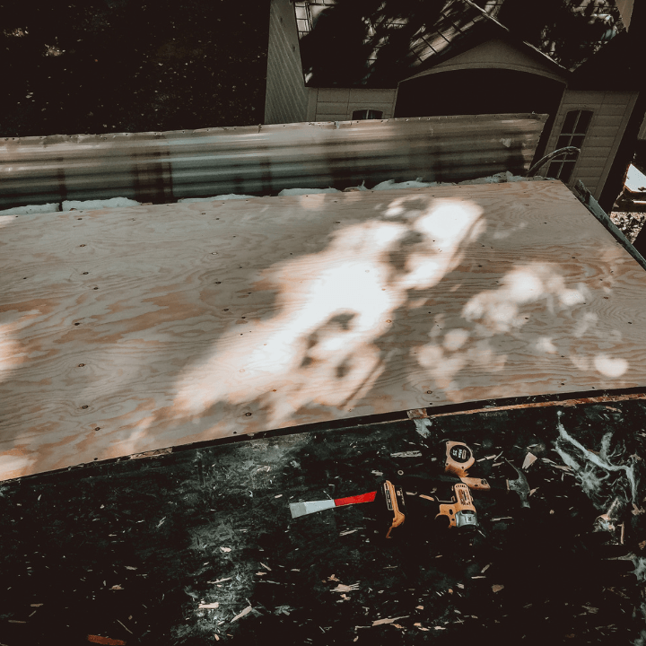 Réparation de toit de vr infiltré